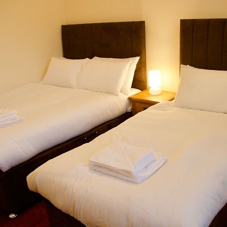 2 Bedroom Flat Off Leith Walk Accommodates 7 Edinburgh Exterior foto
